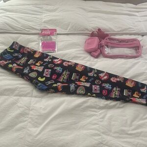 Women’s Black Retro Graphic Leggings - Unbranded